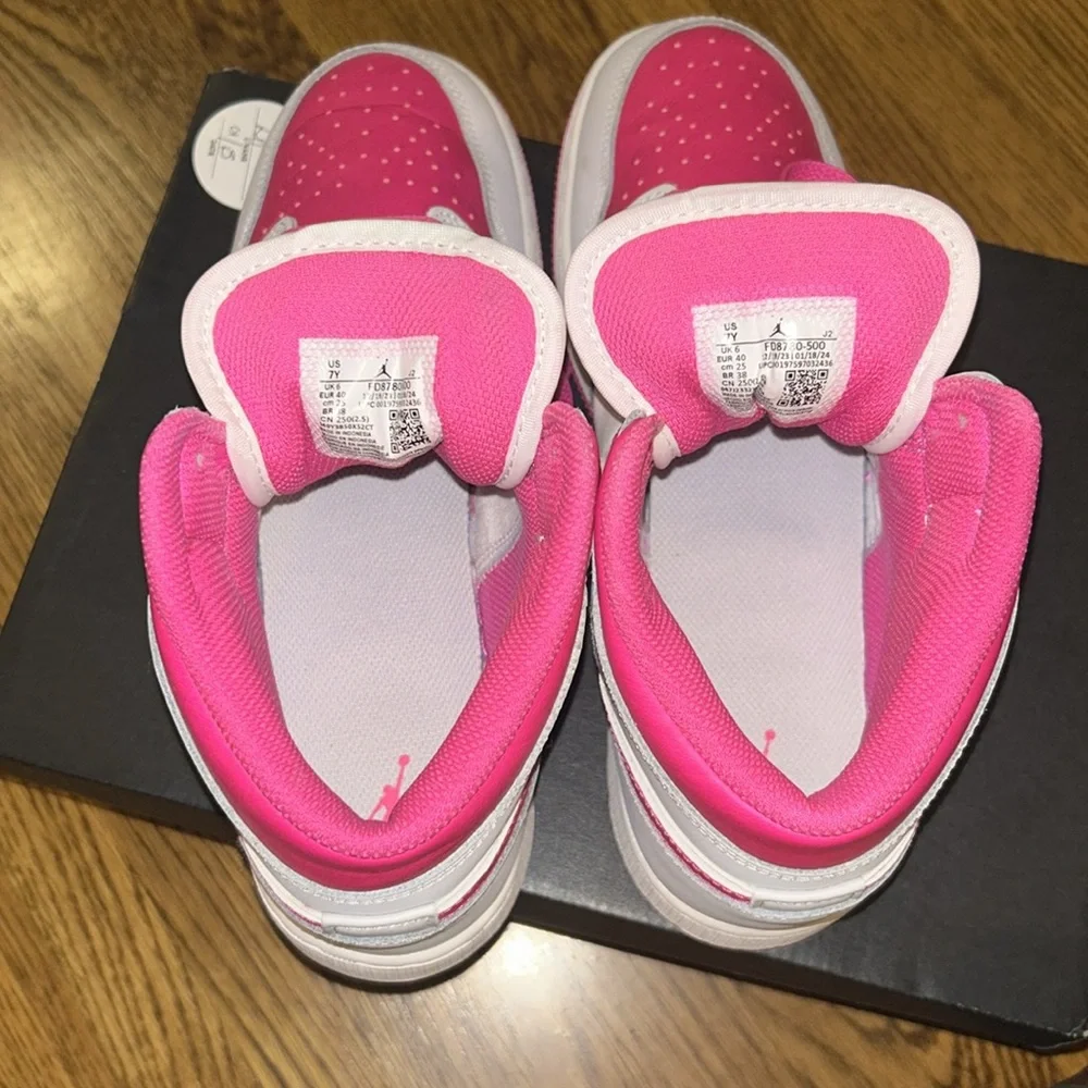 💝Stylish Air Jordan 1 Mid Sneakers - Picture 8 of 12